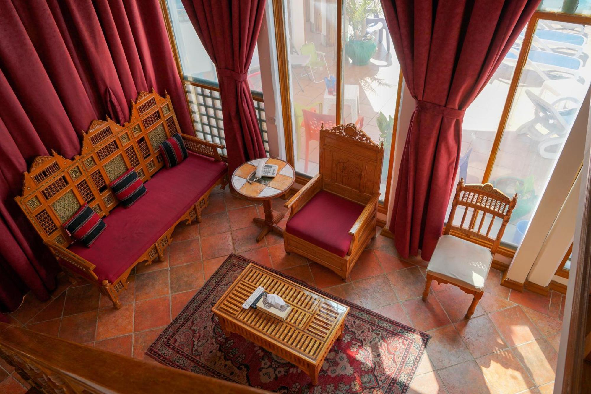 Kuwait Palace Hotel Кувейт Экстерьер фото